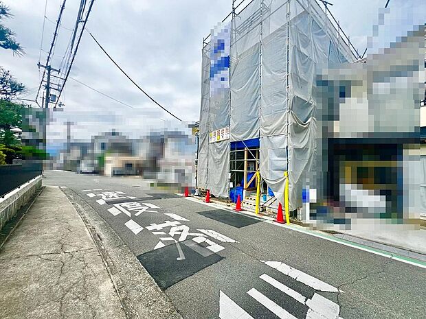 玄関にシューズボックスありますよ!玄関周りもスッキリ片付きますね♪
