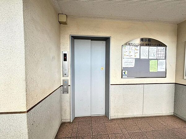 【エレベーター】荷物が多い日も楽々にお部屋に持っていけますね！