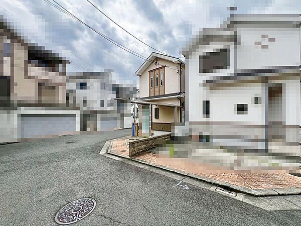 居室2面採光ですので、明るく風通しの良い室内に気持ちも明るくなりますね！