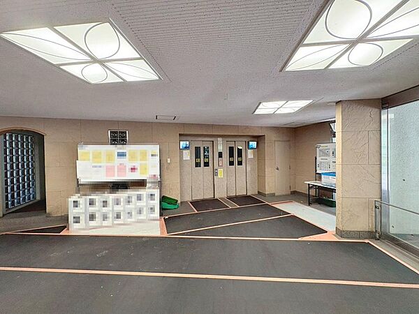 【エレベーター】荷物が多い日も楽々にお部屋に持っていけますね！