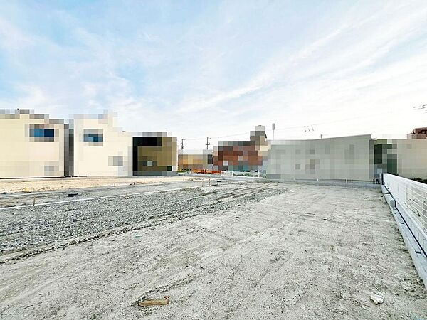 【個性あふれる住まいを実現できる「建築条件無の売土地」です】