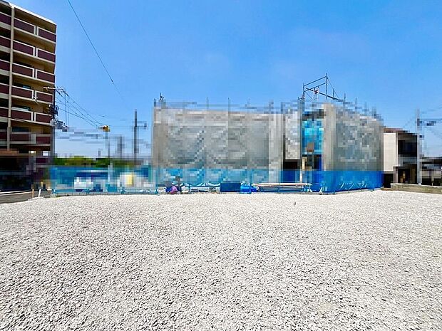 現地見学当日から承っております♪現地周辺の環境や、駅までの道のりなど周辺環境も合わせてご確認いただき、ぜひご検討ください!