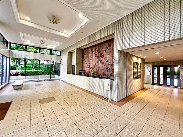 １０階部分ですよ！通風・眺望良好ですので、爽やかな気分でお過ごしいただけますよ！