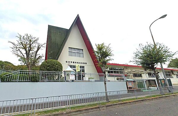赤坂台幼稚園まで徒歩１３分