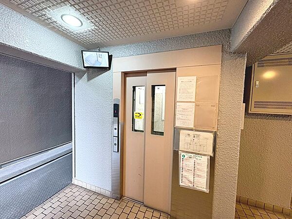 【エレベーター】荷物が多い日も楽々にお部屋に持っていけますね！