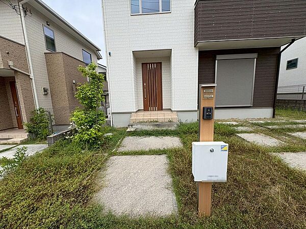 【閑静な住宅地でのびのび子育て】閑静な住宅地で子育て家族にピッタリ。毎日のお散歩も快適な緑に恵まれたエリアです。