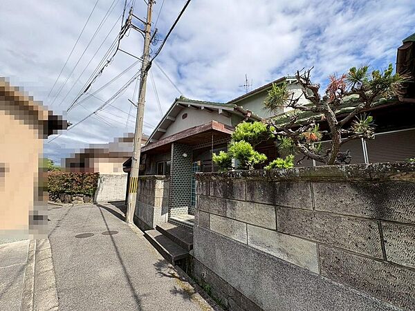 金岡中央病院まで徒歩７分ですので、突然の怪我や体調不良の時にも安心ですね