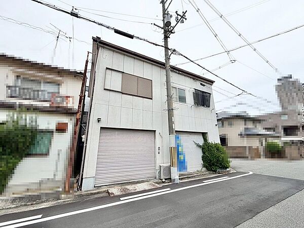 業務スーパーJR堺市駅店まで徒歩４分！オークワ堺市駅前店まで徒歩６分！サンディ堺市駅前店まで徒歩８分！毎日のお買い物に便利ですね♪その日の特売日などでスーパーを選べますね♪