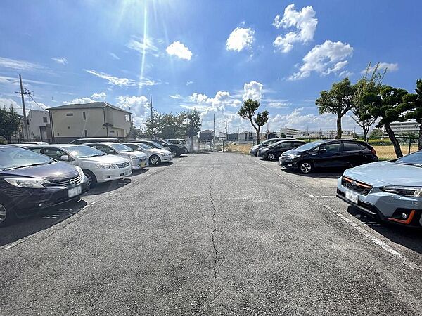 駐車場を拡大表示