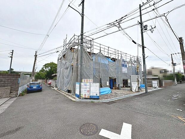 【全棟ＬＤＫ約１６帖以上】広々とした開放感あふれるリビングです!ゆったり寛げる充分な広さがございますので、ご家族でインテリアのレイアウトを考えるのも楽しみになりそうです♪