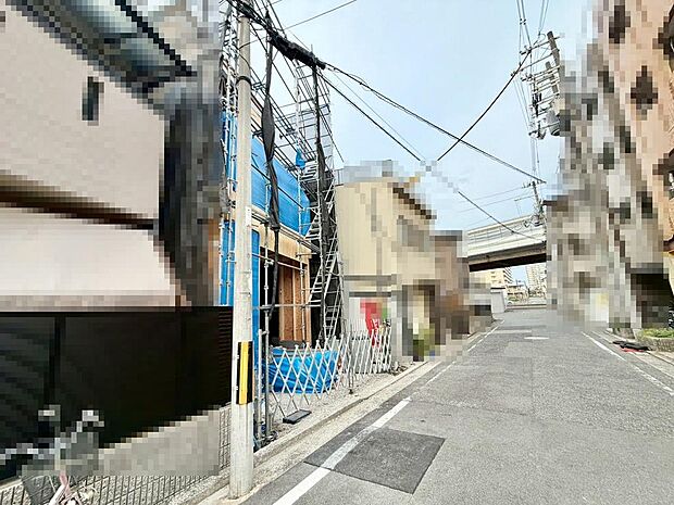 プライバシーを守る２階リビングです♪外からの視線が全く気にならないので、大きな窓を開け放ってのんびりできますね♪