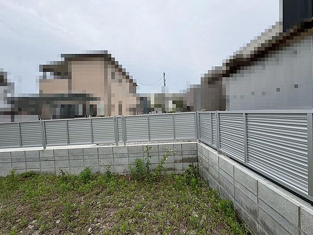 現地見学当日から承っております♪現地周辺の環境や、駅までの道のりなど周辺環境も合わせてご確認いただき、ぜひご検討ください！