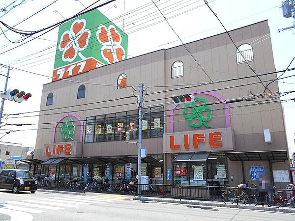 ライフ和泉大宮店まで徒歩１２分