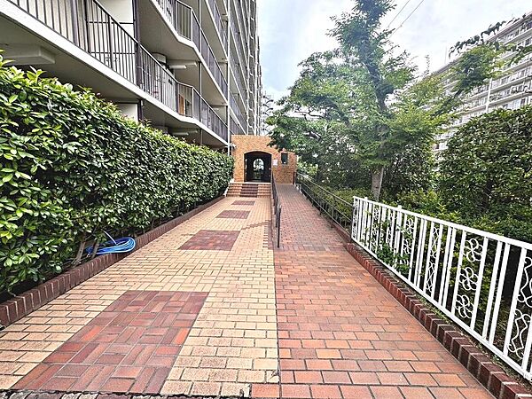 春木保育所まで徒歩７分！小さなお子様のいるご家庭も安心ですね！