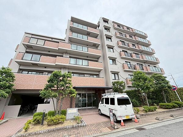 内覧予約は当日から承っております！お気軽にお問い合わせ下さいませ♪
