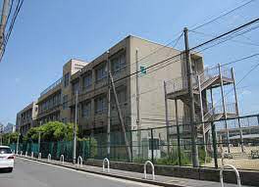 堺市立大浜中学校まで徒歩６分