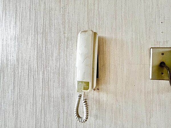 インターフォンもございます♪