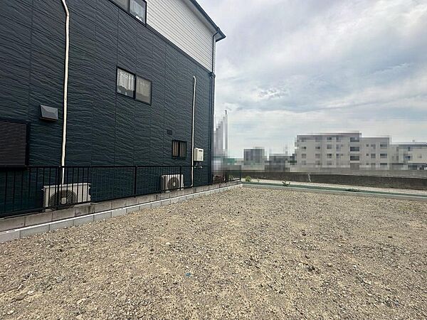 建築条件無ですので、個性溢れる住まい、デザイン性高いお住まい自由に設計できます。