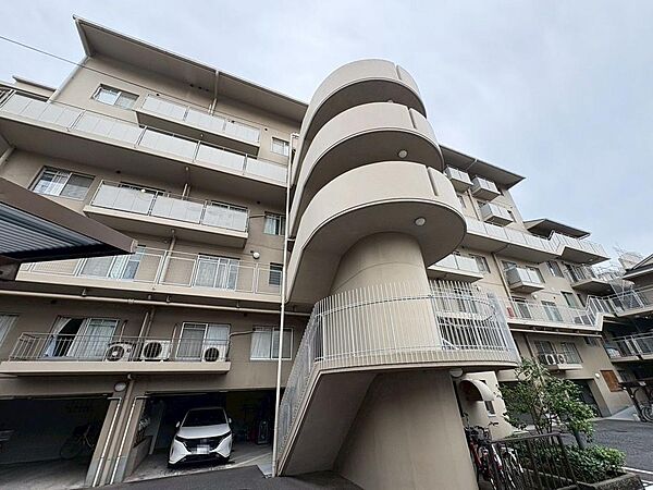 現地見学などお気軽にお問い合わせ下さいませ♪資料請求だけでもお気軽にお問い合わせ下さいませ♪