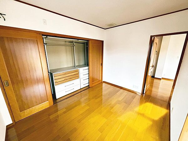 全居室６帖以上☆どのお部屋でものびのびお過ごしいただけますよ♪