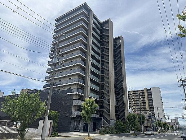 ◆９階部分につき通風・眺望良好◆穏やかな風が舞い込む快適な住まいです♪眺めも綺麗ですので開放的な気分になれますよ♪