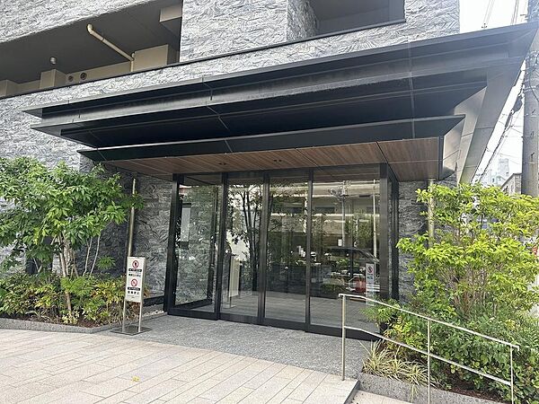 玄関にシューズボックスありますよ♪玄関周りもスッキリ片付きますね！
