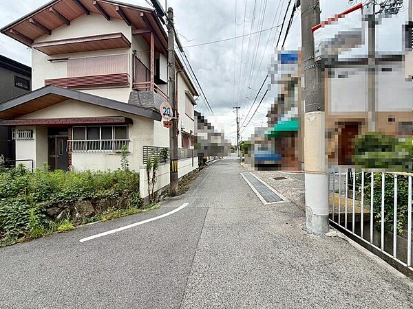 登美丘北公園：気軽な近さでお散歩コースやジョギングコースにもいいですね♪気分もリフレッシュされますよ♪