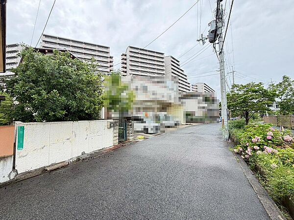 前面道路約６．１ｍ！運転が苦手な方も安心ですね♪