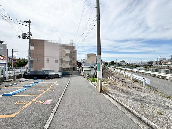 【閑静な住宅地でのびのび子育て】閑静な住宅地で子育て家族にピッタリ！毎日のお散歩も快適な緑に恵まれたエリアです♪