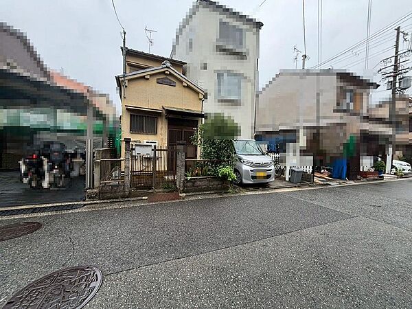 認定こども園ベルキンダーまで徒歩１１分♪共愛こども園まで徒歩１４分♪小さなお子様のいるご家庭も安心ですね！