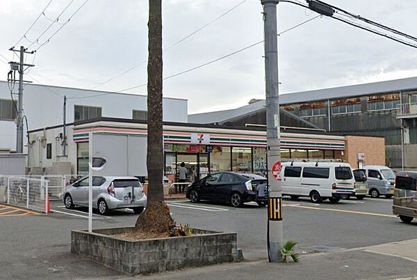 セブンイレブン大阪北加賀屋5丁目店まで徒歩８分
