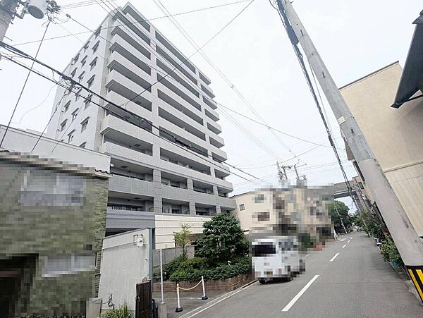 ローソンまで徒歩６分！ココカラファインまで徒歩５分！お買い物にも便利な立地ですね！