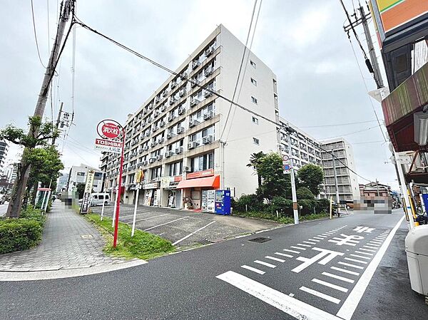 現況空家ですので、お忙しい方でもお仕事帰り等にご内覧頂けます♪