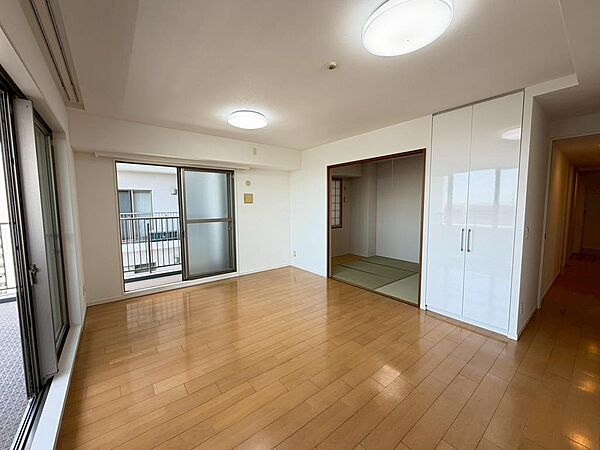 本日ご内覧可能！令和６年６月クロス張替　畳表替え　襖・障子張替　ハウスクリーニング済！リフォーム歴もございます！詳しくは担当までお問い合わせください♪