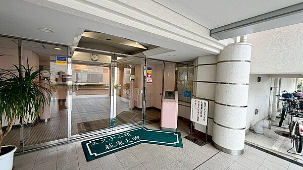 ２０２６年５月にリフォーム完成済みの室内をぜひご覧ください。水回り設備、室内を一新しています。