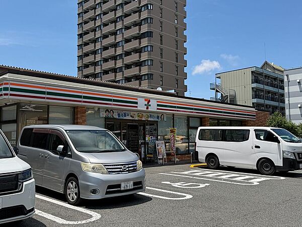 セブンイレブン大阪新北島７丁目店まで徒歩４分