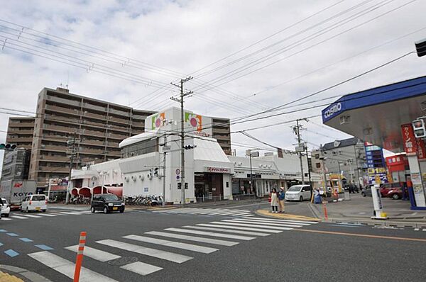 デイリーカナート中百舌鳥店まで徒歩２分