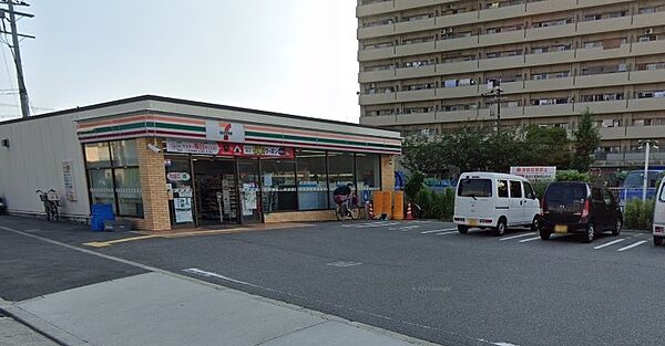 セブンイレブン大阪新北島４丁目店まで徒歩４分