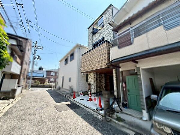 【閑静な住宅地でのびのび子育て】閑静な住宅地で子育て家族にピッタリ。毎日のお散歩も快適な緑に恵まれたエリアです。