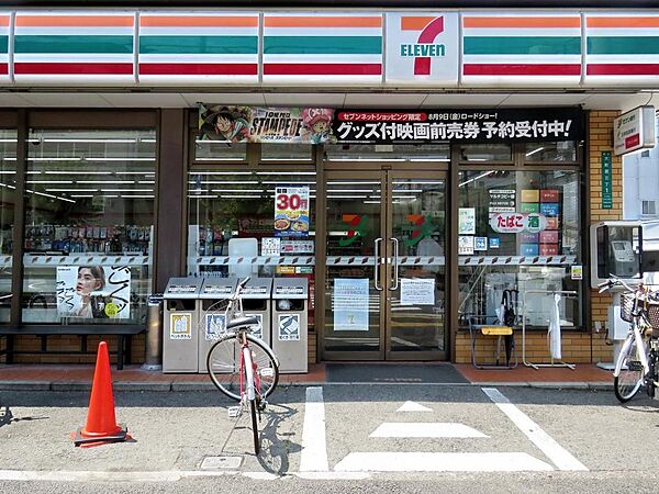 セブン-イレブン ＪＲ堺市駅前店まで徒歩5分