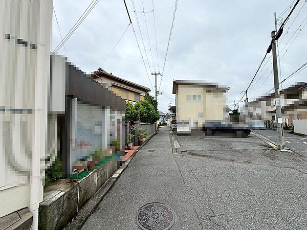 ゆとりある６ＬＤＫの間取り！テレワークのお仕事部屋、子供部屋等、ライフスタイルや家族構成に合わせて多目的にご使用いただけます♪