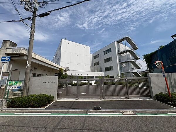 浜寺小学校まで徒歩１０分