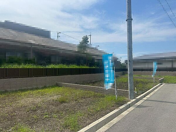 ＪＲ阪和線「下松」駅までバス９分！バス停まで徒歩４分♪毎日の通勤や通学に便利ですよ！忙しい朝や遅い帰宅時にも安心ですね！