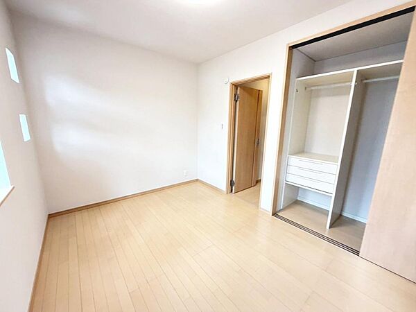とみなみこども園まで約550ｍ！小さなお子様のいるご家庭も安心ですね！