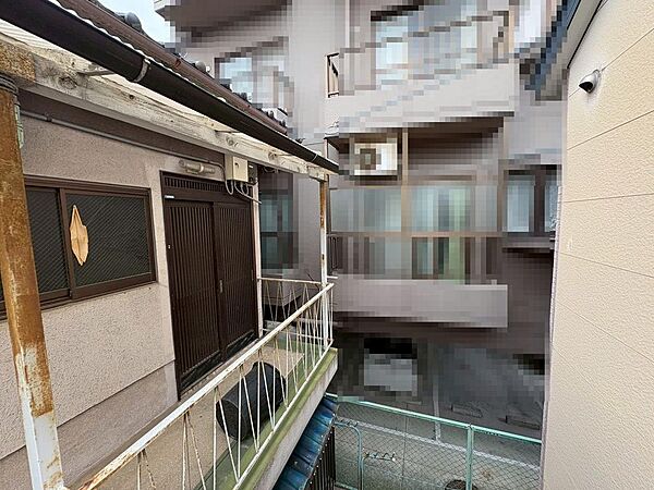 【個性あふれる住まいを実現できる「建築条件無の売土地」です】