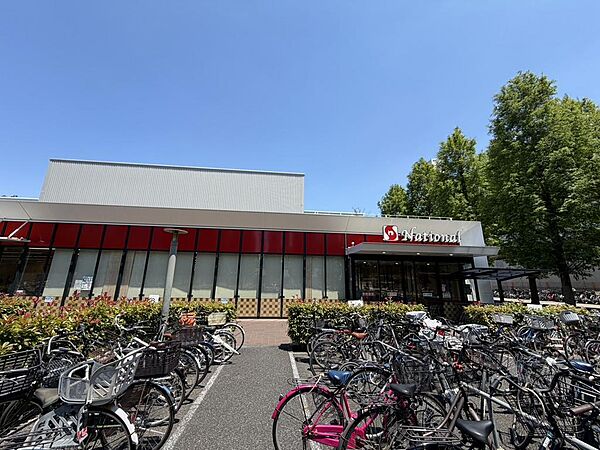 スーパーナショナル南港店まで徒歩２３分