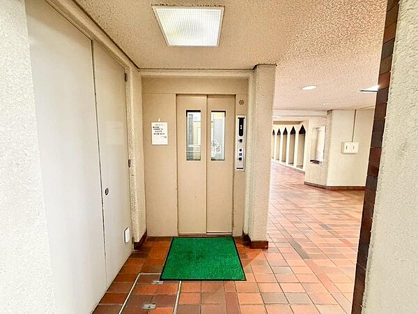 現地見学当日から承っております♪現地周辺の環境や、駅までの道のりなど周辺環境も合わせてご確認いただき、ぜひご検討ください！