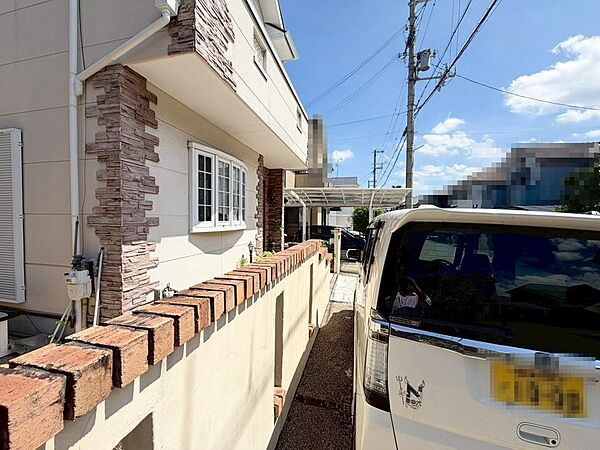 ２面採光を確保した明るい室内は、風通しも良く、大変居心地の良い空間となっております♪爽やかな風を感じて起きる朝は、快適生活の始まりに！