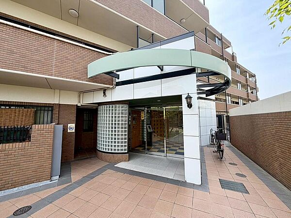 お家探しを始めてみようと思われたら是非【イエストア】までお気軽にご相談下さいませ♪