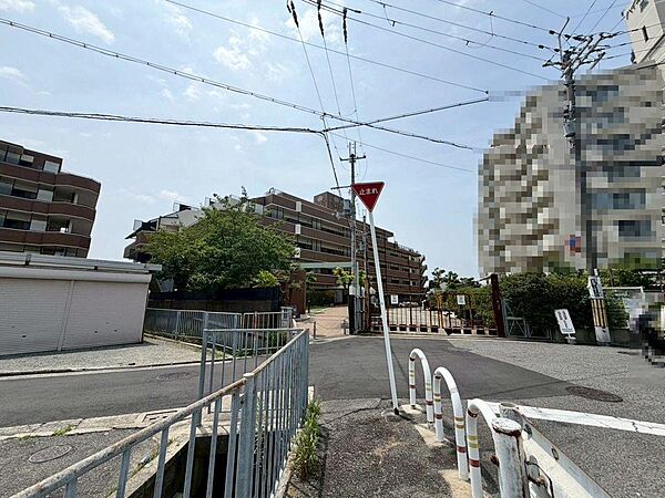 ＪＲ阪和線「鳳」駅まで徒歩５分！おでかけや普段のお買い物に便利です！